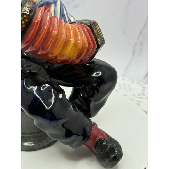 Royal‎ Doulton 2172 Retired Jolly Sailor w/ Accordion Figurine, 6.75" Tall - Picture 12 of 16